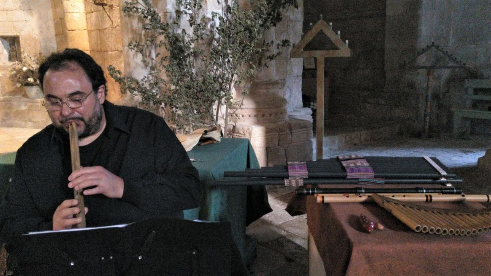 concierto de pablo mezzelani en la villa romana la olmeda para conmemorar el aniversario del descubrimiento el 5 de julio a las 19:30 horas