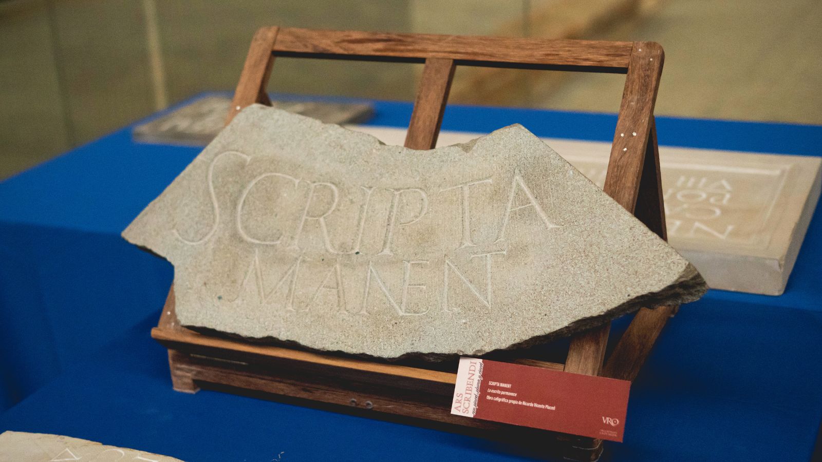'Ars Caracteria', caligrafía romana en la piedra | AuLA OLMEDA TALLERES EDUCATIVOS EN LA VILLA ROMANA LA OLMEDA