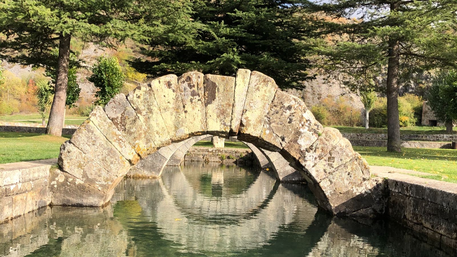 Imagen de la Reana o fuentes tamáricas en Velilla del Río Carrión