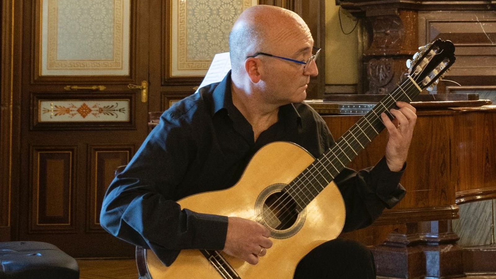 concierto en la villa romana la olmeda por el día europeo de la música con ana isabel sarobe sergio larrión en 'la ruta de la seda y las especias'