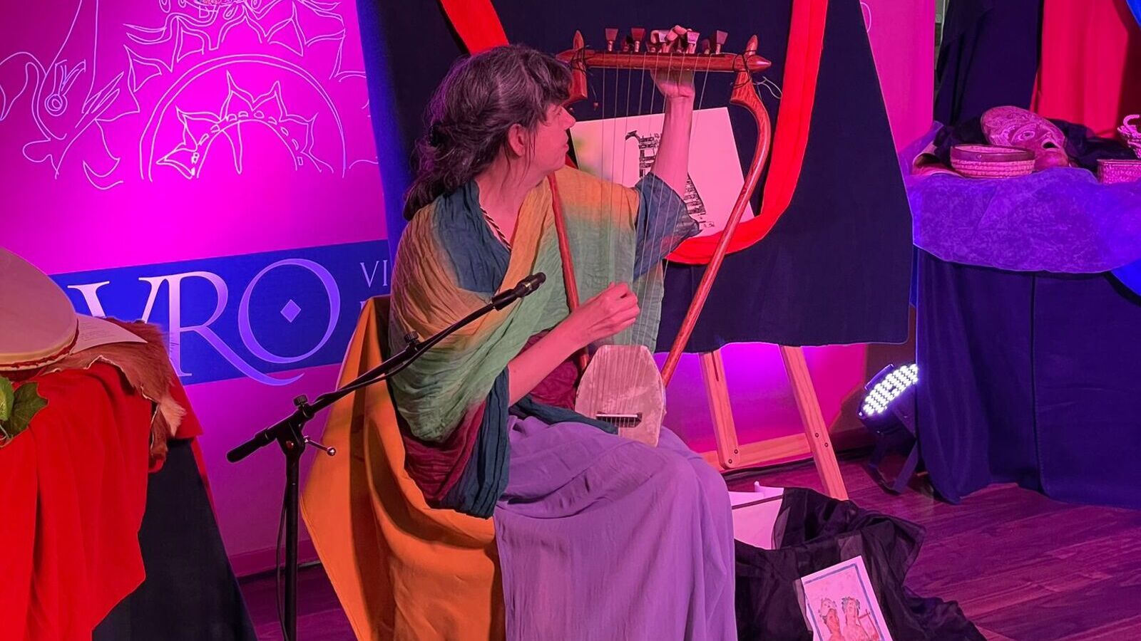 taller un tablinum musical de iniciación a la música romana en la villa romana la olmeda el 6 de agosto en las jornadas de arqueomúsica con marta luz huélamo