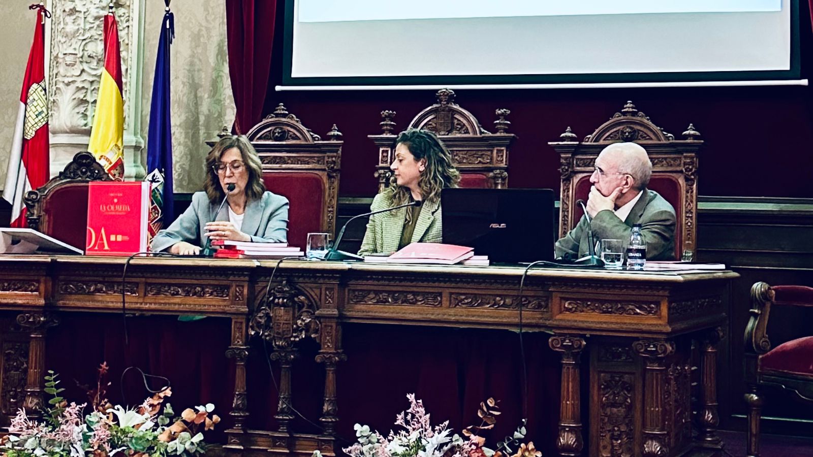 la diputación de palencia presentó ayer una nueva publicación sobre la villa romana la olmeda: 'la Olmeda. Un Universo Renacido'