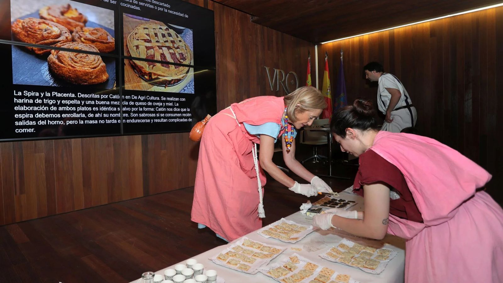 Celebración por el 58.º Aniversario del Descubrimiento de la Villa Romana La Olmeda. 4 y 5 de julio. Puertas Abiertas · Recreaciones · Talleres · Teatro · Degustaciones