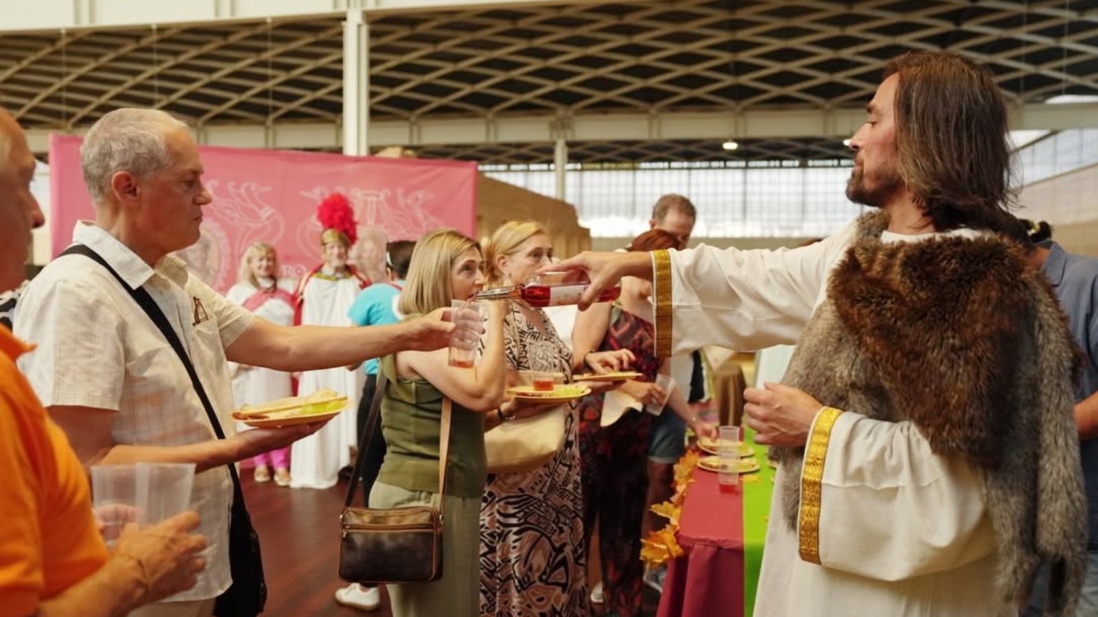 La Olmeda se convierte en el epicentro cultural del verano con música, gastronomía e historia viva.