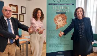 presentación de la diputación de palencia del programa de actividades cultura a la romana 2022 de la villa romana la olmeda