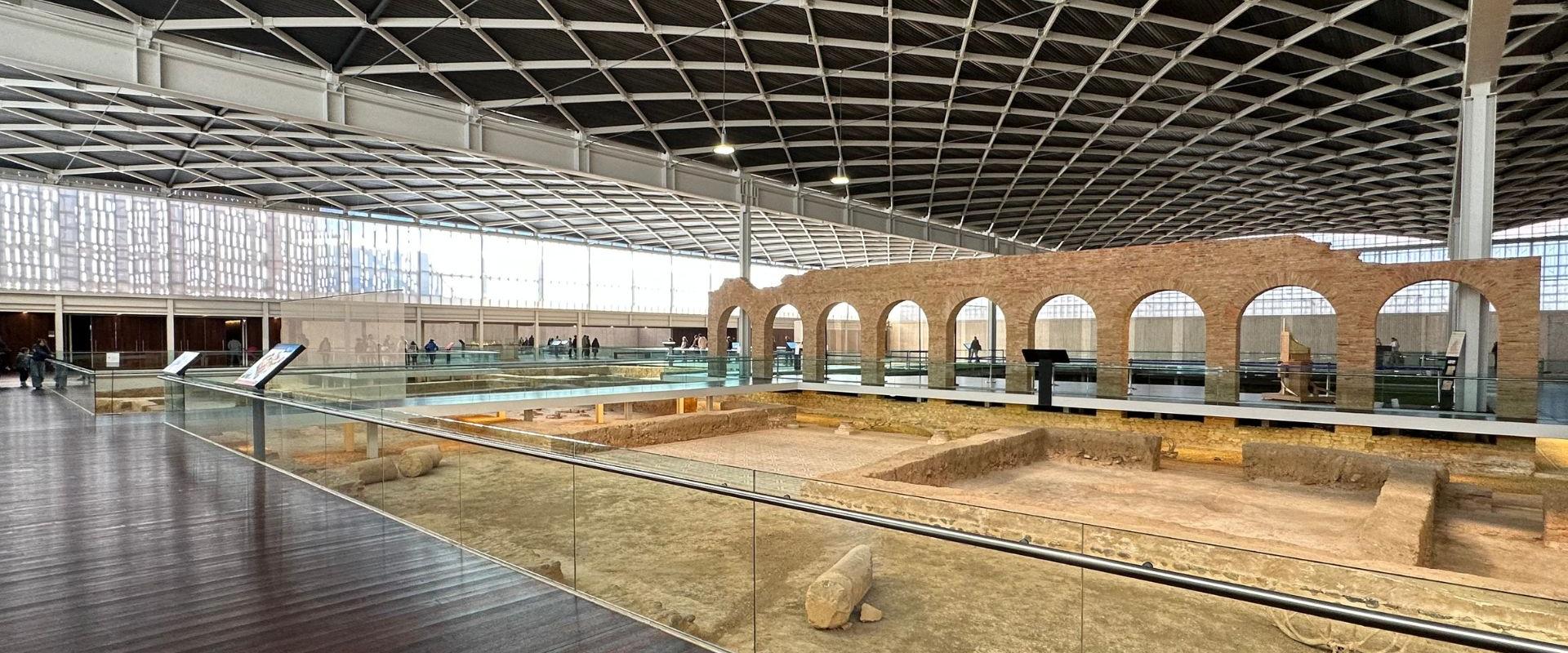 Planea tu visita para conocer la Villa Romana La Olmeda y su Museo en Semana Santa.